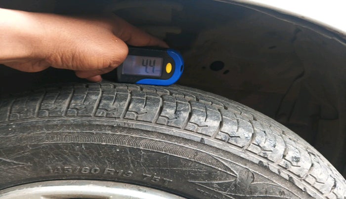 2012 Maruti Wagon R 1.0 LXI CNG, Petrol, Manual, 85,431 km, tyre