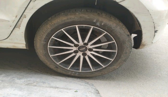 2011 Volkswagen Polo TRENDLINE 1.2L PETROL, Petrol, Manual, 92,225 km, tyre