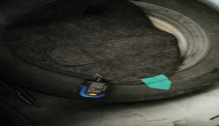 2020 Hyundai Elite i20 MAGNA PLUS 1.2, Petrol, Manual, 1,28,351 km, tyre