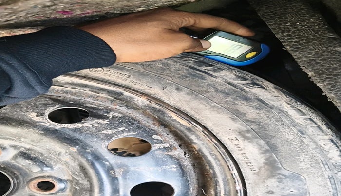 2014 Maruti Wagon R 1.0 VXI, Petrol, Manual, 1,47,500 km, tyre