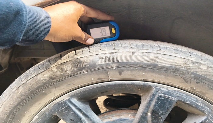 2014 Maruti Wagon R 1.0 VXI, Petrol, Manual, 1,47,500 km, tyre