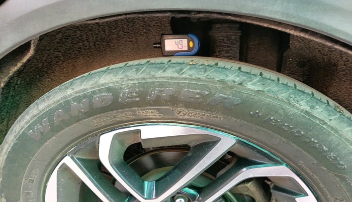 2022 KIA CARENS LUXURY PLUS 1.5 DIESEL AT 6 STR, Diesel, Automatic, 98,633 km, tyre