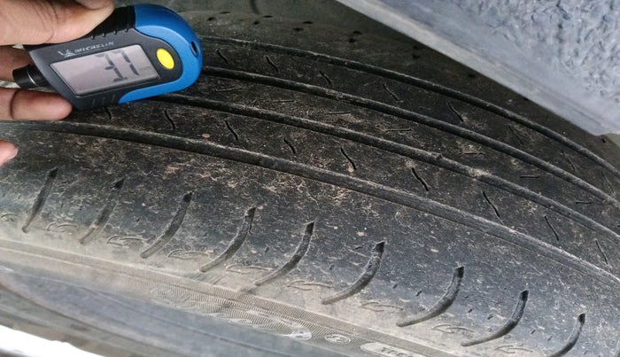 2022 KIA CARENS LUXURY PLUS 1.5 DIESEL AT 6 STR, Diesel, Automatic, 98,633 km, tyre