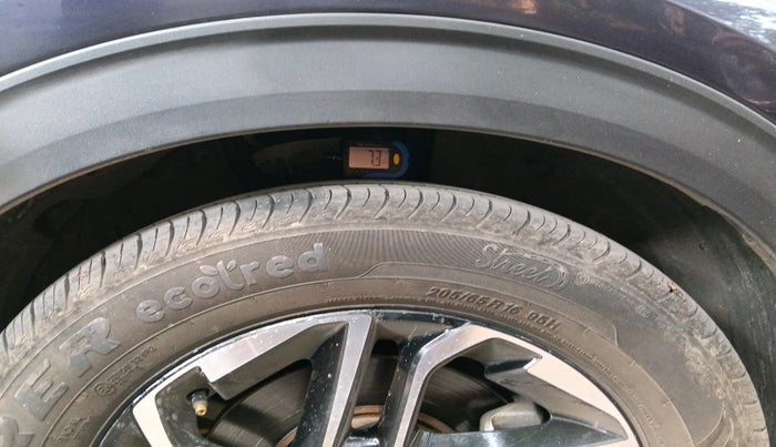 2022 KIA CARENS LUXURY PLUS 1.5 DIESEL AT 6 STR, Diesel, Automatic, 98,633 km, tyre