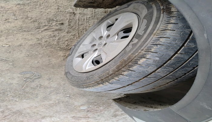 2019 Hyundai Creta E PLUS 1.4 DIESEL, Diesel, Manual, 2,36,287 km, tyre