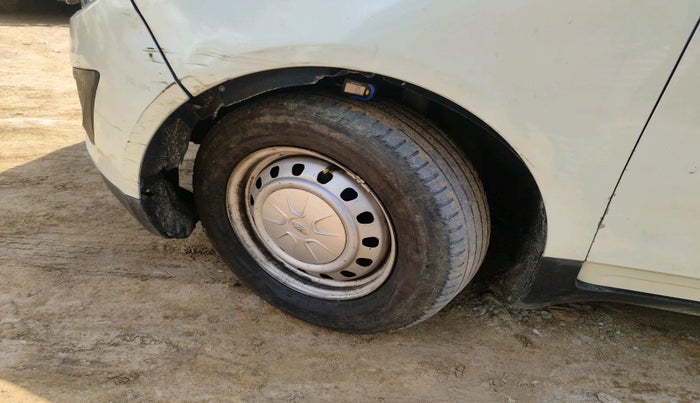 2021 Mahindra MARAZZO M2 8 STR, Diesel, Manual, 1,40,469 km, tyre