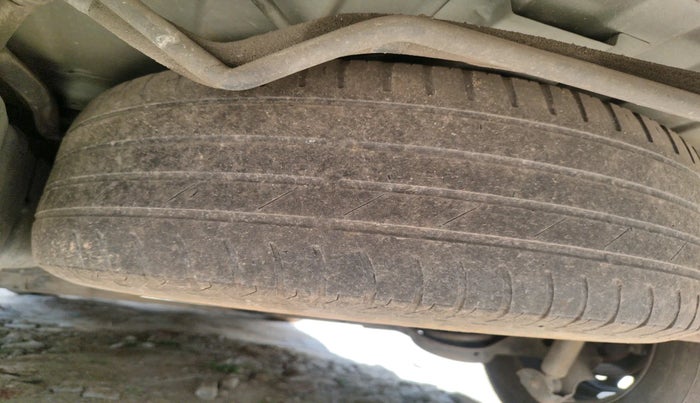 2021 Mahindra MARAZZO M2 8 STR, Diesel, Manual, 1,40,469 km, tyre