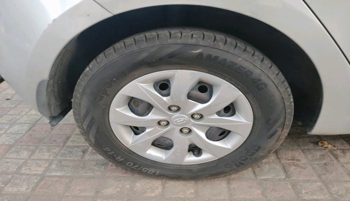 2018 Hyundai Elite i20 SPORTZ 1.2, Petrol, Manual, 57,123 km, tyre