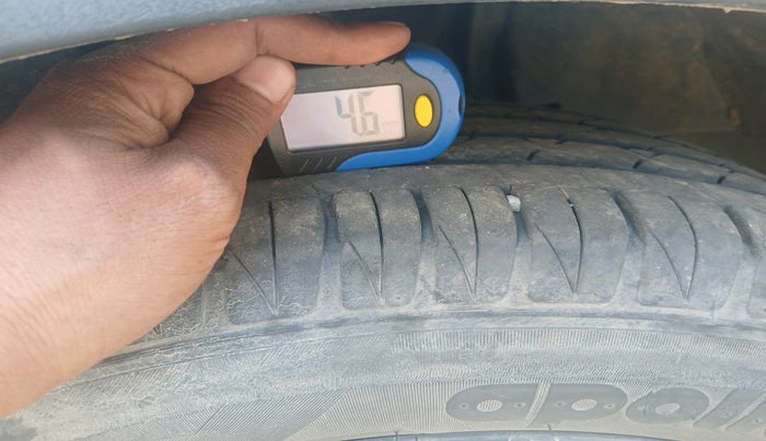 2018 Tata NEXON XZ PLUS PETROL, Petrol, Manual, 1,46,070 km, tyre