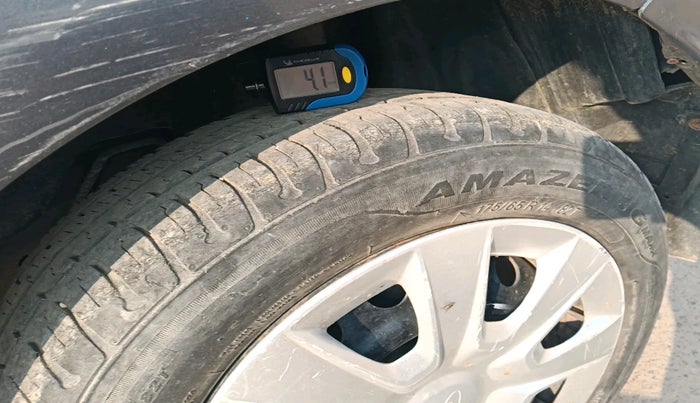 2016 Ford New Figo AMBIENTE 1.2 PETROL, Petrol, Manual, 50,737 km, tyre