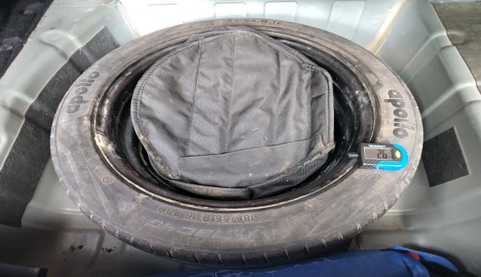 2021 Tata NEXON XZ PETROL, Petrol, Manual, 31,400 km, tyre