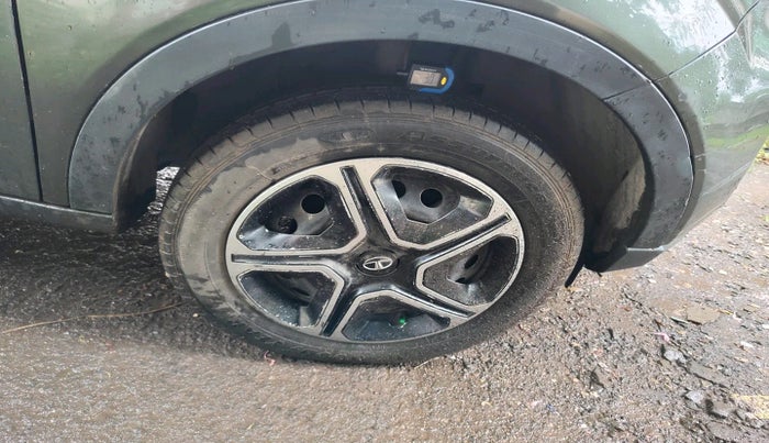 2021 Tata NEXON XZ PETROL, Petrol, Manual, 31,400 km, tyre