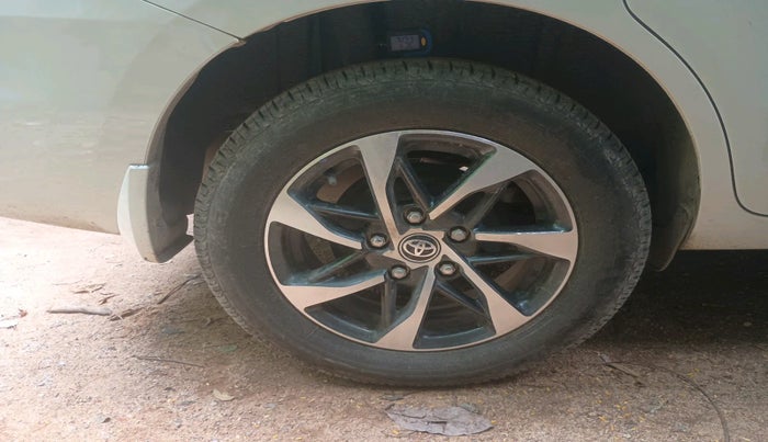 2024 Toyota RUMION G MT, Petrol, Manual, 12,037 km, tyre