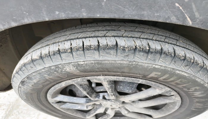 2024 Renault TRIBER RXL MT, Petrol, Manual, 9,233 km, tyre