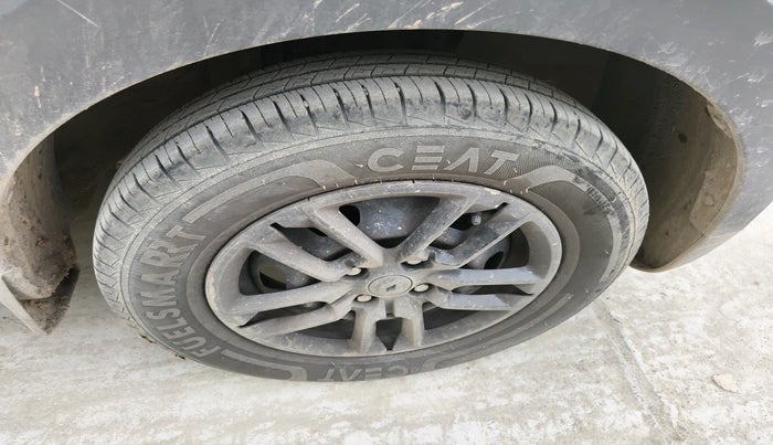 2024 Renault TRIBER RXL MT, Petrol, Manual, 9,233 km, tyre