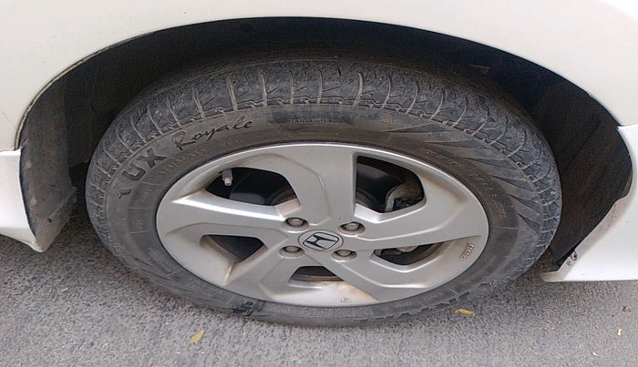 2015 Honda City 1.5L I-VTEC VX CVT, Petrol, Automatic, 95,766 km, tyre