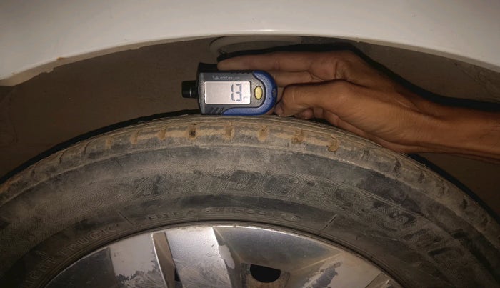 2013 Maruti Alto 800 LXI, Petrol, Manual, 63,206 km, tyre