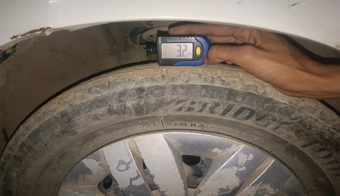 2013 Maruti Alto 800 LXI, Petrol, Manual, 63,206 km, tyre