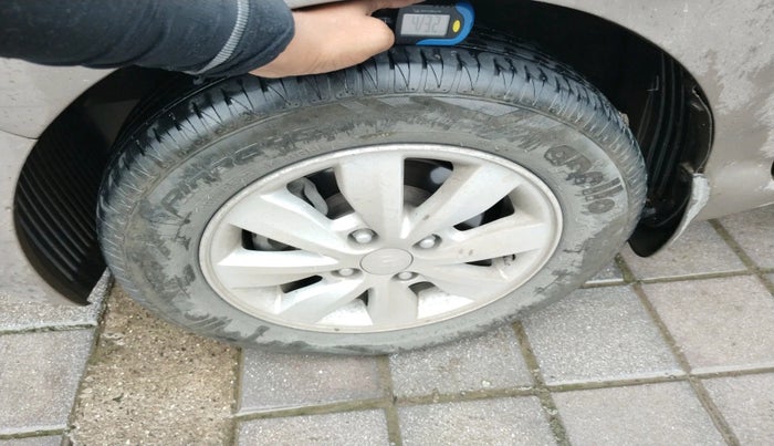 2012 Hyundai i20 SPORTZ 1.2, Petrol, Manual, 1,03,887 km, tyre