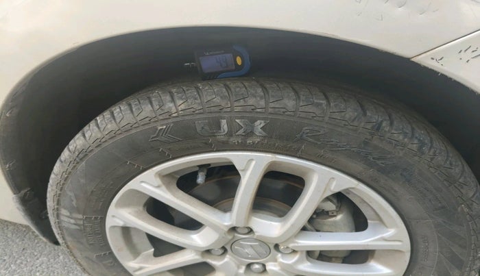 2023 Maruti Swift ZXI, Petrol, Manual, 14,268 km, tyre