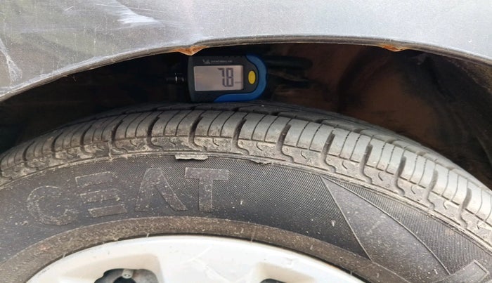 2013 Hyundai i10 MAGNA 1.2, Petrol, Manual, 65,837 km, tyre