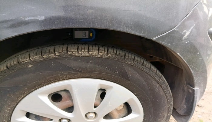 2013 Hyundai i10 MAGNA 1.2, Petrol, Manual, 65,837 km, tyre