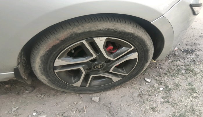 2016 Tata Tiago XZ DIESEL, Diesel, Manual, 98,872 km, tyre