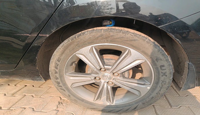 2018 Hyundai Verna 1.6 VTVT SX, Petrol, Manual, 46,246 km, tyre