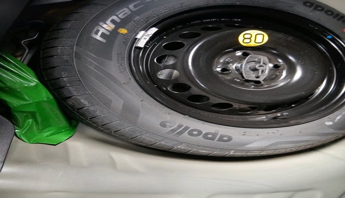 2024 Maruti Baleno ZETA PETROL 1.2, Petrol, Manual, 44,500 km, tyre