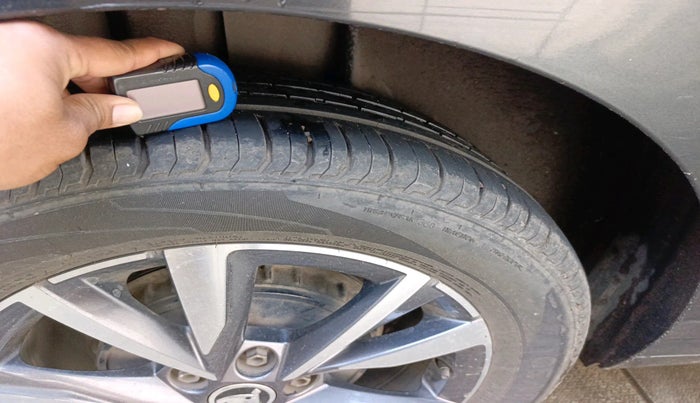 2022 Skoda SLAVIA STYLE 1.0L TSI MT, Petrol, Manual, 40,706 km, tyre