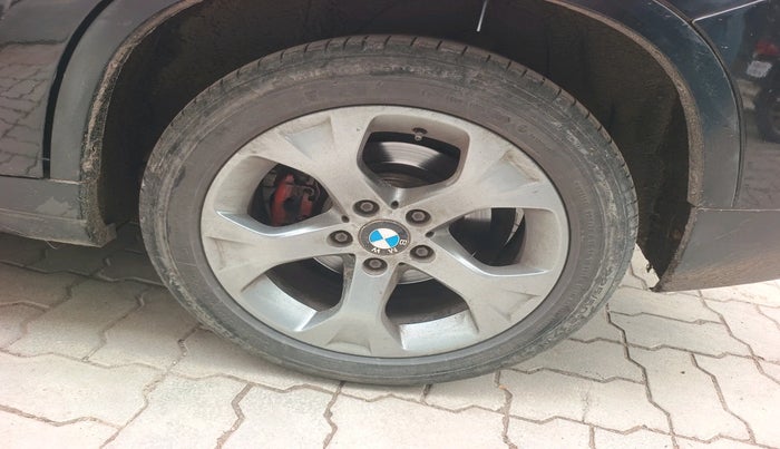 2012 BMW X1 sDrive20d, Diesel, Automatic, 1,29,227 km, tyre