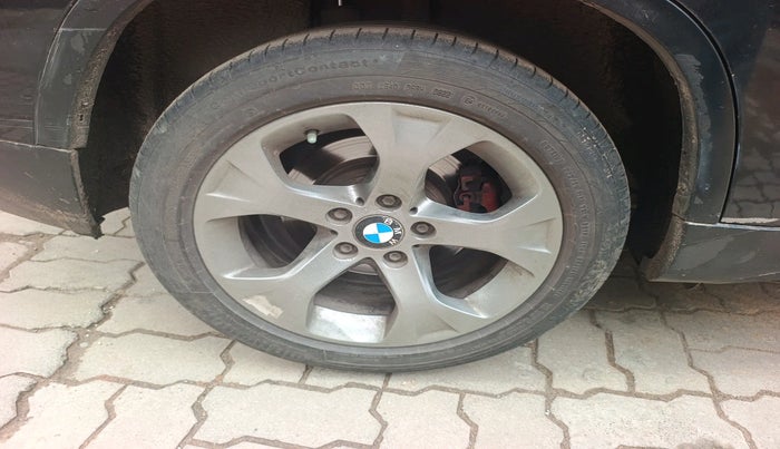 2012 BMW X1 sDrive20d, Diesel, Automatic, 1,29,227 km, tyre