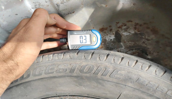 2015 Maruti Alto 800 LXI, Petrol, Manual, 94,237 km, tyre