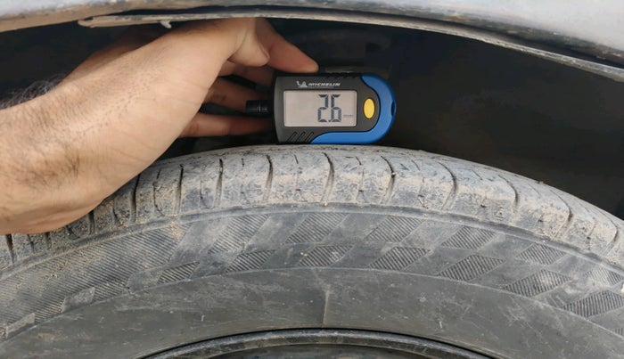 2015 Maruti Alto 800 LXI, Petrol, Manual, 94,237 km, tyre