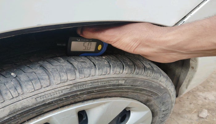 2012 Maruti Wagon R 1.0 LXI CNG, Petrol, Manual, 87,576 km, tyre