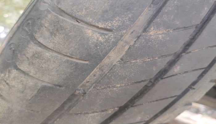 2021 Renault Kwid RXL, Petrol, Manual, 40,645 km, tyre