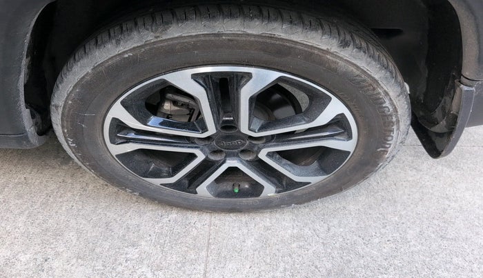 2022 Jeep Compass LIMITED (O) 1.4 PETROL DCT, Petrol, Automatic, 15,844 km, tyre