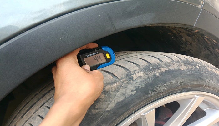 2022 Tata NEXON XM SUNROOF PETROL, Petrol, Manual, 60,024 km, tyre