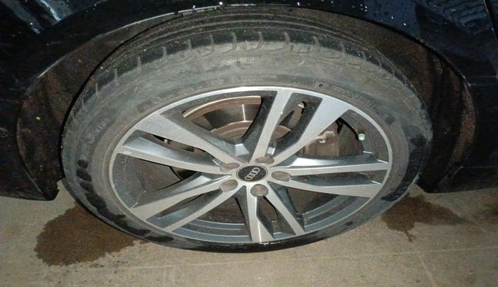 2023 Audi A6 45 TFSI TECHNOLOGY, Petrol, Automatic, 45,106 km, tyre