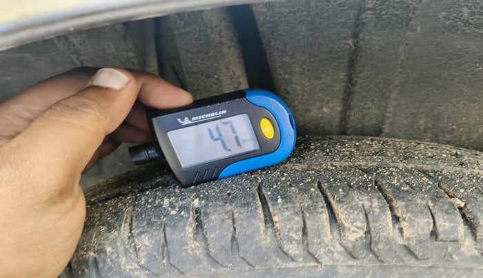 2024 Maruti Ertiga ZXI SHVS, Petrol, Manual, 95,000 km, tyre