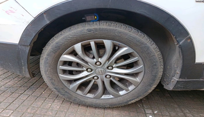 2017 Maruti S Cross ZETA 1.3, Diesel, Manual, 1,58,348 km, tyre