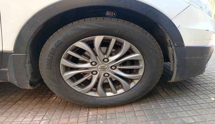 2017 Maruti S Cross ZETA 1.3, Diesel, Manual, 1,58,348 km, tyre