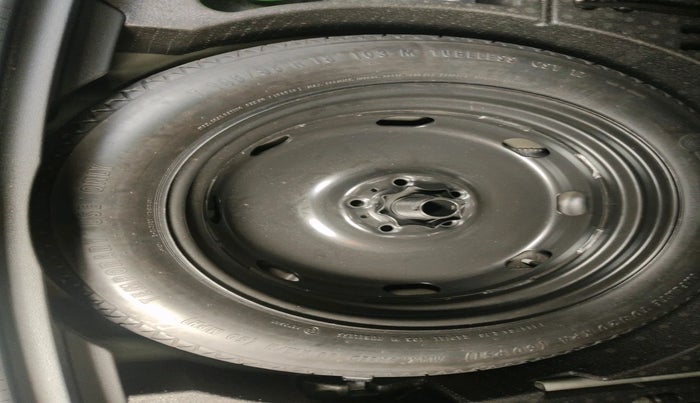 2019 Volkswagen TIGUAN HIGHLINE TDI AT, Diesel, Automatic, 84,210 km, tyre