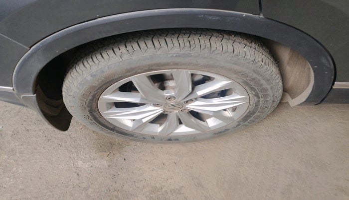 2019 Volkswagen TIGUAN HIGHLINE TDI AT, Diesel, Automatic, 84,210 km, tyre