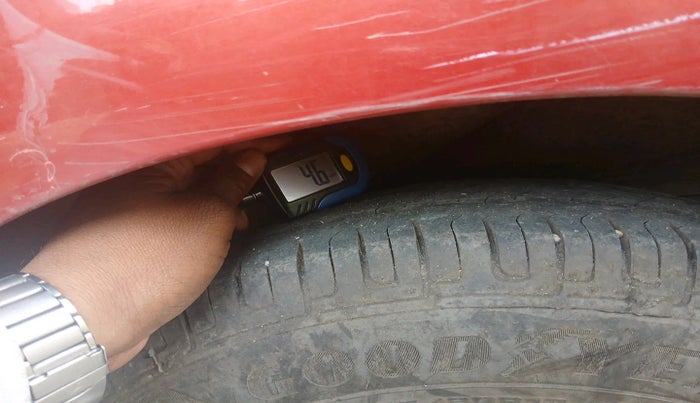 2011 Hyundai i10 SPORTZ 1.2, Petrol, Manual, 82,735 km, tyre