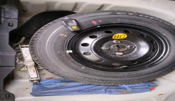 2021 Maruti Dzire ZXI Plus, Petrol, Manual, 57,963 km, tyre