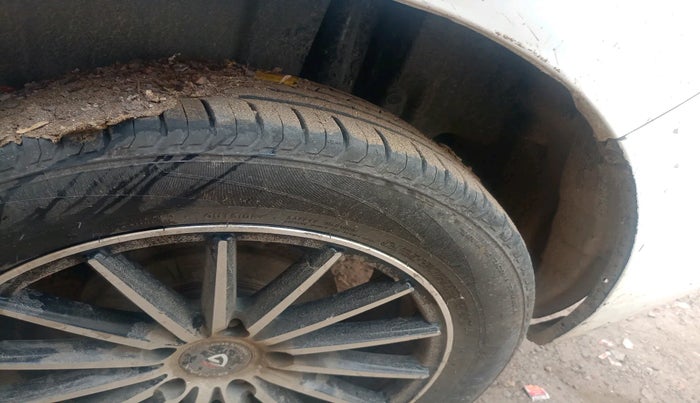 2012 Maruti Ertiga VDI, Diesel, Manual, 1,32,817 km, tyre