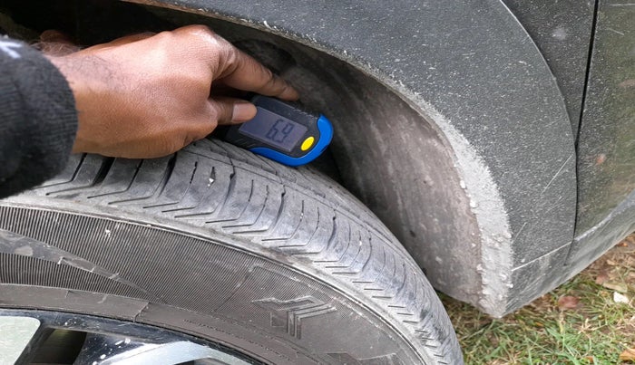 2023 KIA CARENS PRESTIGE PLUS 1.5 IMT DIESEL 7 STR, Diesel, Manual, 66,000 km, tyre