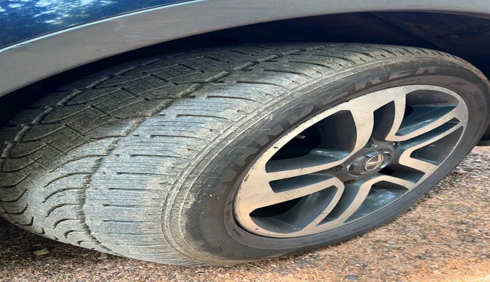 2017 Tata Hexa XT 4X2 7 STR, Diesel, Manual, 1,10,565 km, tyre