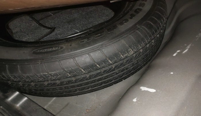 2021 KIA SONET HTK PLUS 1.2, Petrol, Manual, 69,330 km, tyre